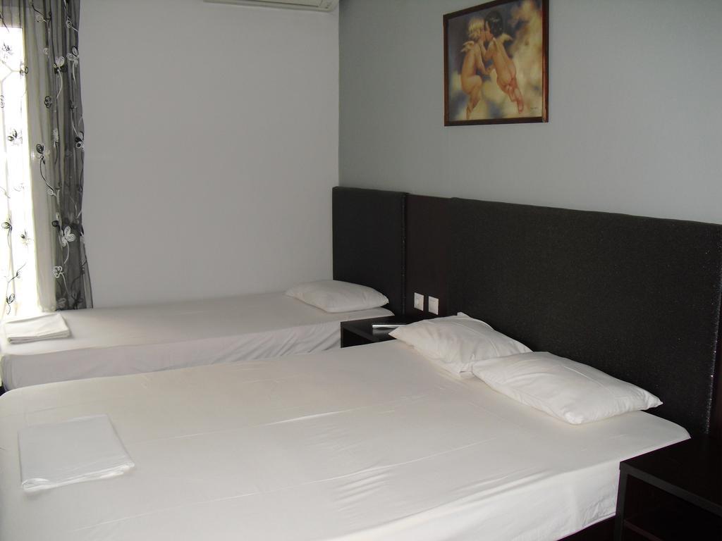 Hotel Dioni Paralía Kamer foto