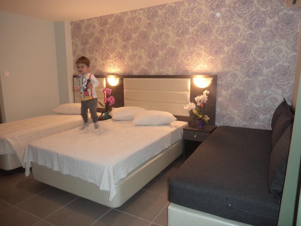 Hotel Dioni Paralía Kamer foto